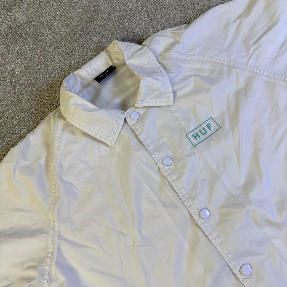HUF Worldwide Bar Logo Coaches Jacket Men's Small White Teal Nylon Windbreaker